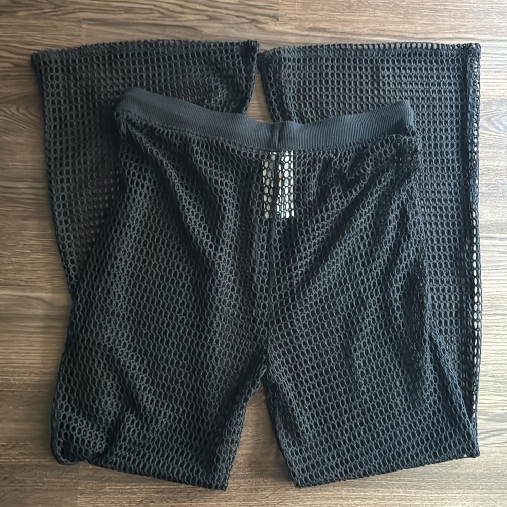 Crocheted cover up pants - Picture 6 of 8